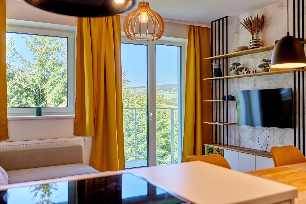 Klinovec Suite By Mountain Ways Loučná pod Klínovcem Exteriör bild